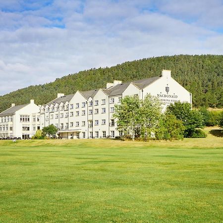 Macdonald Cardrona Hotel, Golf & Spa Peebles Exteriör bild