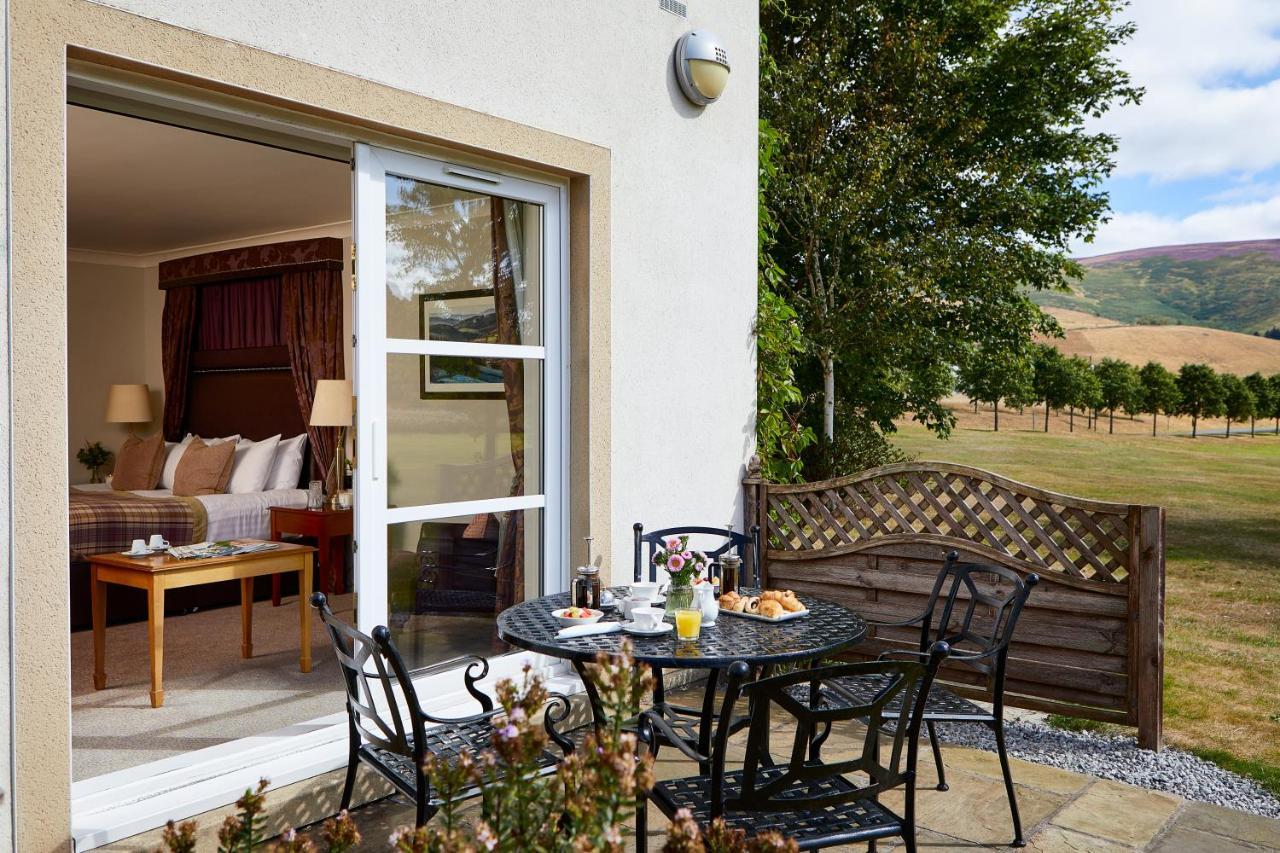 Macdonald Cardrona Hotel, Golf & Spa Peebles Exteriör bild